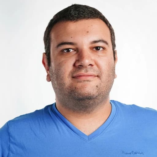 Валентин Стефанов
